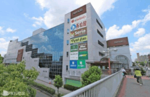 パラディ学園前