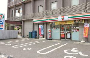 セブンイレブン奈良芝辻町店